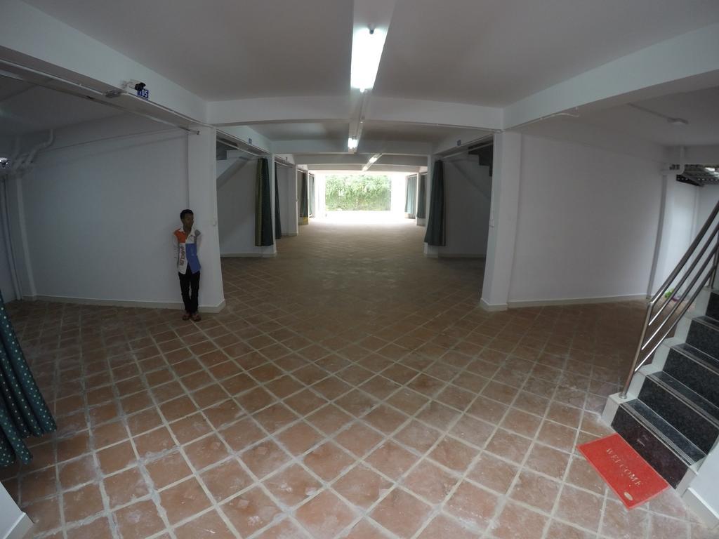 Regal Home Guesthouse بنوم بنه المظهر الخارجي الصورة