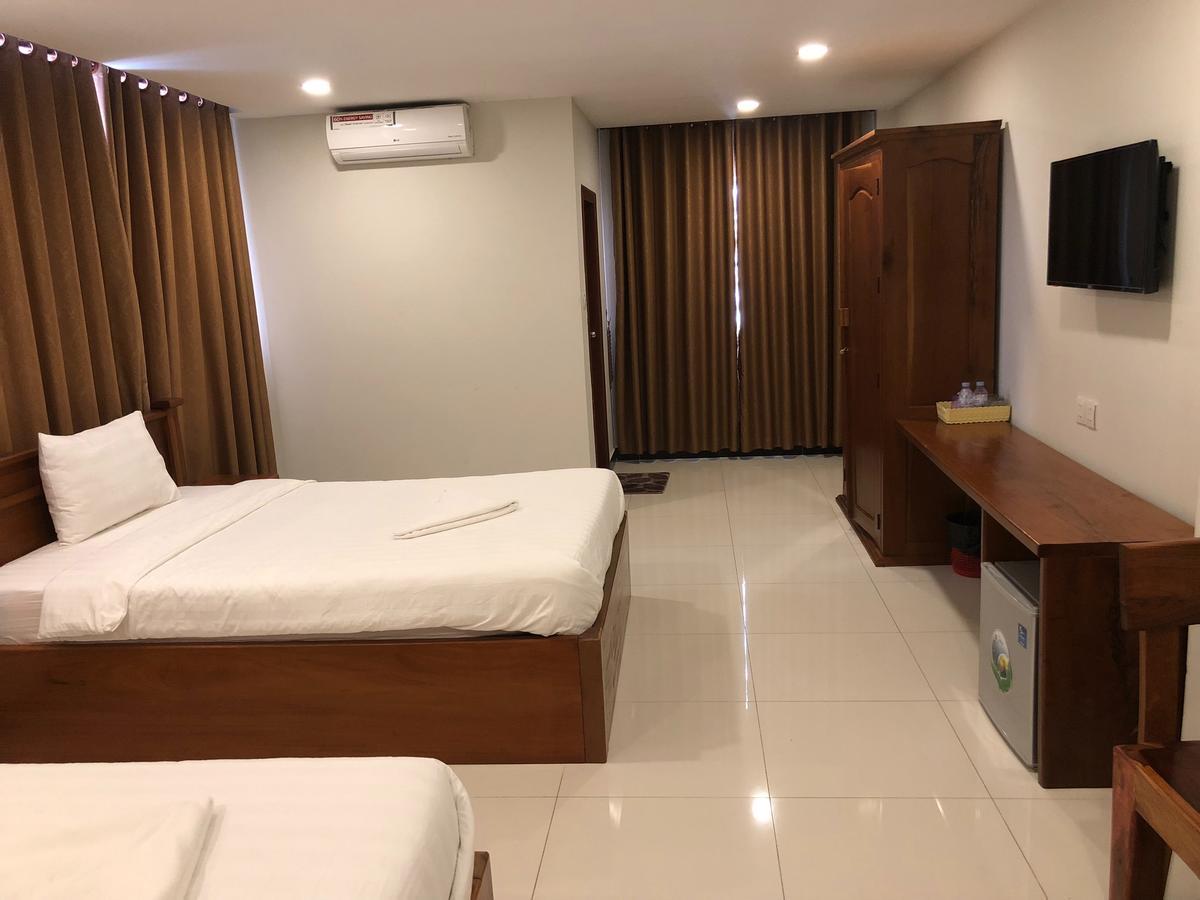 Regal Home Guesthouse بنوم بنه المظهر الخارجي الصورة